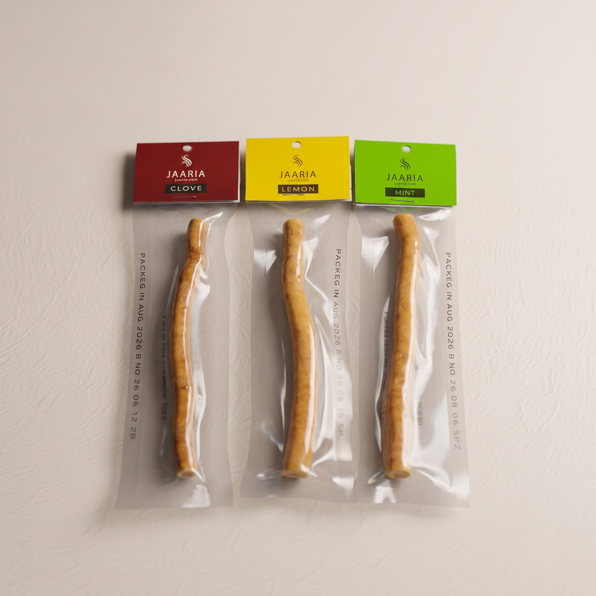 3-Piece Flavored Peelu Miswak Set – Lemon, Mint & Clove with Cutter & Holder