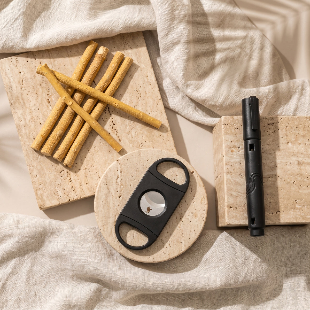 6-Piece Orignal Peelu Miswak Set with Cutter & Miswak Holder